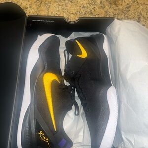 Kobe 8 Protro Size 12